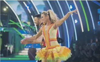  ??  ?? Faye Tozer and Giovanni Pernice do their samba.