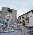  ?? Foto: M. Percossi, Ansa, dpa ?? Das Beben zerstörte viele Gebäude, hier die Basilika.