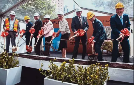  ??  ?? Project launched: (from left) Cottam, SP Setia deputy president &amp; COO Datuk Wong Tuck Wai, Khor, Malaysia’s High Commission­er Datuk Sudha Devi, Capp, Wan Mohd Zahid, Shangri-La Asia Ltd CEO Lim Beng Chee and SP Setia Australia CEO Datuk Choong Kai Wai at the ground-breaking ceremony in Melbourne.