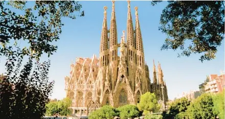  ?? DOMINIC ARIZONA BONUCCELLI ?? Sagrada Família, under constructi­on since 1883, is the culminatio­n of Antoni Gaudí’s wildly creative Modernista style.