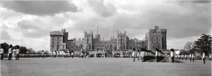  ??  ?? Presentati­ons to the Coldstream Guards on the Royal Household golf course at Windsor Castle in 1951