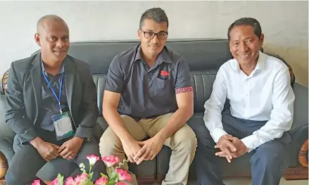  ?? Fiji Sun ?? From left: Timor-Leste Ministry of Foreign Affairs and Co-operation media official Gregório Jong da Maia, deputy managing editor Sheldon Chanel and Timor-Leste embassy political counsellor Domingos Savio at the Beach Garden Hotel in Dili, Timor Leste.