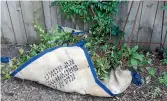  ?? BARBARA SMITH ?? Coffee sacks are ideal for storing autumn leaves while they rot down.
