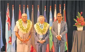  ?? Photo: MEREANI GONEDUA ?? The Prime Minister, Sitiveni Rabuka and Deputy Prime Minister and Minister for Finance, Biman Prasad, with Internatio­nal Monetary Fund’s deputy managing director, Bo Li, who was in the country recently for the Pacific High-Level conference in Nadi.