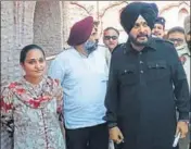  ?? HT PHOTO ?? (From right) Tourism minister Navjot Singh Sidhu with MLA Pargat Singh and DC Sonali Giri at martyr Bhagat Singh’s native house in Khatkar Kalan, SBS Nagar, on Monday.