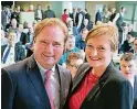  ?? FOTO: ANJA TINTER ?? Lutz Lienenkämp­er und Daniela Leyhausen führen weiter die CDU im Rhein-Kreis Neuss.