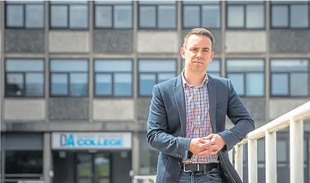  ?? ?? CONCERNED: Dundee and Angus College principal Simon Hewitt said the funding system for colleges is an “absolute shambles”.