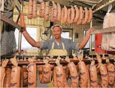  ?? FOTO: UDO GOTTSCHALK ?? In der Metzgerei Scheuten gibt es mehr als 60 Wurstsorte­n.