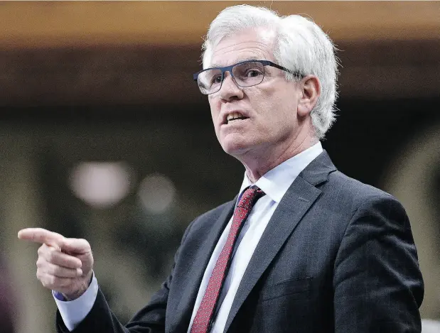  ?? JUSTIN TANG / THE CANADIAN PRESS FILES ?? Minister of Natural Resources Jim Carr said legislatio­n is still one of the “options being discussed” but would not elaborate.