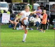  ?? AUSTIN HERTZOG — DIGITAL FIRST MEDIA ?? Kutztown’s Rachel Rabenold controls the ball against Oley Valley on Sept. 11.