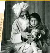  ??  ?? With his grandson Vivan Sundaram holding the camera: selfportra­it, Simla, India, 1946