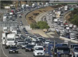  ?? SOUTHERN CALIFORNIA NEWS GROUP ARCHIVES ?? Rush-hour jams throughout California have become almost as time-consuming as prepandemi­c commuting delays.