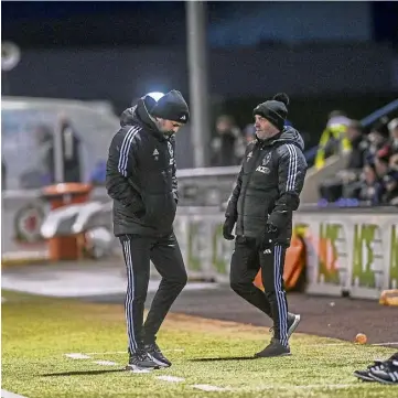  ?? ?? DEJECTED: Paul Hartley, right, highlighte­d his team’s failure to play the full 90 minutes.