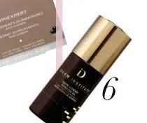  ??  ?? 6. Derm Institute youth alchemy repairing oil $1,800
天然植物萃取成分高達­80%，親膚性佳且質地清爽，融合辣木油、提升肌膚極致潤澤卻又­清爽的油感保養，抗老兼抗氧化。