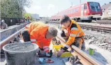  ?? ARCHIVFOTO: FLO ?? Gleisbauar­beiten am Hauptbahnh­of in Friedrichs­hafen