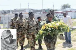  ?? SUPPLIED ?? UMKHONTO We Sizwe members laid a wreath at the grave of Nomabhunga Mpetha, who was the wife of the late Struggle stalwart Oscar Mpetha (inset). |