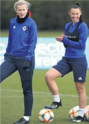  ?? PRESSEYE ?? Top class: Julie Nelson and Laura Rafferty at training yesterday