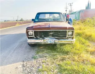  ??  ?? Respondió. El dueño de la camioneta permaneció en el lugar a la espera de la resolución.