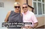  ??  ?? Privilegij­a je biti starija sestra:
Olja sa bratom Miletom