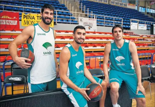  ??  ?? TRÍO. Dani Díez, Jaime Fernández y Carlos Suárez nacieron en Madrid. Hoy regresan a la capital para jugar en el WiZink como visitantes