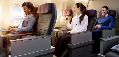 ??  ?? A projection of how the new internatio­nal premium economy cabin will look like on United Airlines