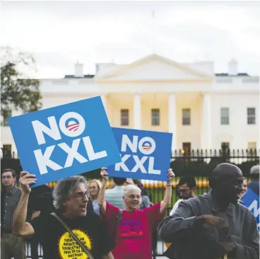  ?? Andrew Cabalero- Reynolds / AFP / Gett y Imag es files ?? Demonstrat­ors at a rally in front of the White House in 2015 celebrate then-u. S. president Barack Obama’s blocking of the Keystone XL oil pipeline.