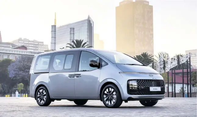  ?? ?? The Hyundai Staria has made the final round of SA COTY 2022 and will be competing in the Midsize Category against four other vehicles, of which three are stablemate­s of the futuristic-looking Korean bus