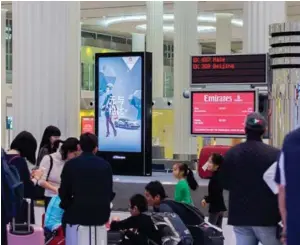  ??  ?? DOOH: Airport signs can target specific audiences