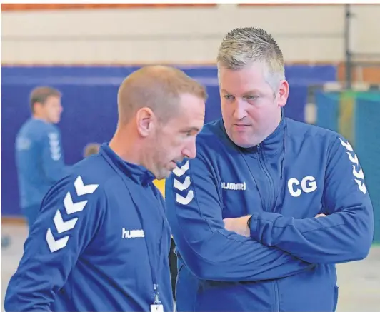  ?? FOTO: BECHHAUS ?? Diese Bild gibt es nur noch selten: Christian Ginters (r.) wird in der nächsten Saison die Geschicke ohne „Co“Arne Schlieder regeln müssen.