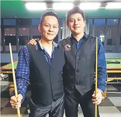  ??  ?? Yeo (left) with Lim before the controvers­ial match started.