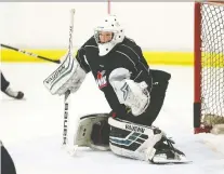  ?? KEITH HERSHMILLE­R PHOTOGRAPH­Y ?? The Pats have called up 15-year-old goaltender Matthew Kieper, who was a standout in training camp.