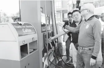  ?? (PHOTO FROM CAGAYAN DE ORO CITY FACEBOOK PAGE) ?? The City Price Coordinati­ng Council, together with the Department of Energy-Davao, Department of Trade and Industry-Northern Mindanao and the Committee on Trade and Commerce, last Thursday, February 7, visited the gasoline stations in Cagayan de Oro City to check on their dispensing pump and their inventory.