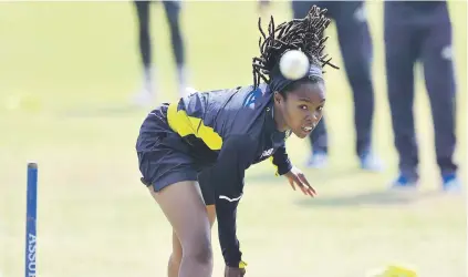  ?? Gallo Images Picture: ?? HAIR UP. Tumi Sekhukhune in action during the Proteas women’s training session at Tuks Oval yesterday.