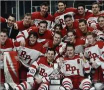  ?? BY JOE BOYLE JBOYLE@DIGITALFIR­STMEDIA.COM @BOYLERALER­TTROY ON TWITTER ?? RPI celebrates winning the Mayor’s Cup on January 25 at the Albany Times Union Center.