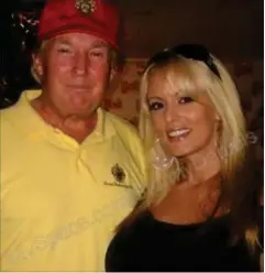  ?? FOTO: SYNDICATED NEWS ?? Trump og pornostjer­nen mødtes ved en golf-turnering i 2006. Og havde sex, fastslår hun.