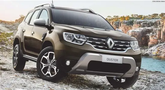  ?? FOTOS: CORTESÍA • RENAULT ?? AL DÍA. A pesar de que no hubo cambios radicales en su aspecto exterior, la nueva Duster presume de más milímetros de largo y nuevos trazos que la hacen ver más fresca.