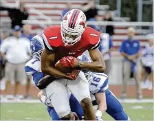  ?? MARC PENDLETON / STAFF ?? Wayne wide receiver L’Christian “Blue” Smith plans to sign withOhio State on Wednesday’s early signing day.