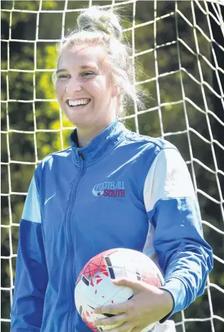  ?? PHOTO: PETER MCINTOSH ?? Final days . . . Departing Football South women’s developmen­t officer Tessa Nicol prepares to coach Soccer Sisters yesterday at Logan Park Turf.