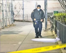  ??  ?? ON ALERT: Shooting scenes such as this one in downtown Manhattan are all too familiar to NYPD Commission­er Dermot Shea and Mayor de Blasio (opposite) in 2020, during which gunplay has nearly doubled since last year.