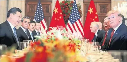  ?? (AP) ?? Enfrentado­s. Durante el G-20, Xi Jinping y Trump acordaron una tregua comercial por 90 días.