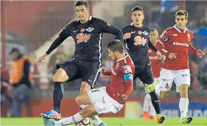  ?? AFP ?? Libertad. Antes de eliminar a Santa Fe dejó afuera a Huracán. Oscar Cardozo es uno de sus puntales.