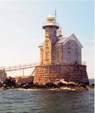  ?? Jeremy D'Entremont / Flickr Vision via Getty ?? Stratford Shoal Lighthouse, also known as Middlegrou­nd Lighthouse, in Long Island Sound in Connecticu­t.