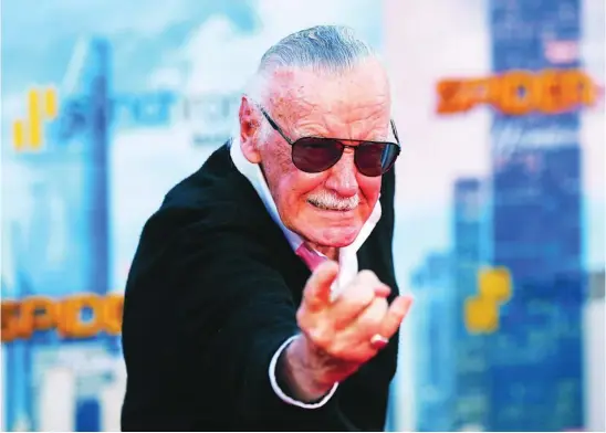  ?? LA RAZÓN ?? Stan Lee tratando de emular a Spiderman, una de sus más recordadas creaciones
El poderoso guionista fue director editorial de Marvel