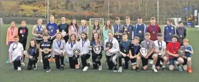  ??  ?? Prizewinne­rs from the Argyll and Bute Secondary Schools Badminton Championsh­ips.