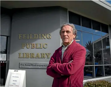  ?? PHOTO: MURRAY WILSON/FAIRFAX NZ ?? Gary Barnett is complainin­g about young ruffians causing chaos at Feilding’s library.