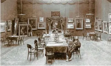  ?? Fotos: Archiv Michael Scharpf ?? Das „Museum Artis“in Bad Wörishofen 1895. In der Mitte, ganz hinten, lehnt lässig Abraham Calissendo­rff an der Wand. Links im Eck steht Calissendo­rffs Porträt des päpstliche­n Nuntius Andrea Aiuti, einem treuen Kurgast.