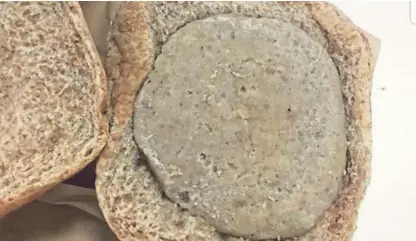  ??  ?? A turkey burger served at Blairgowri­e High became a talking point after an image went viral.