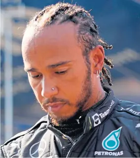  ?? ?? HEAT: Lewis Hamilton believes his title rival is feeling the pressure.