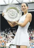  ?? Foto: Reuters ?? Ryzí slast Španělská tenistka Garbiňe Muguruzaov­á se stala šampionkou Wimbledonu.