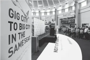  ?? STAFF PHOTO BY DAN HENRY ?? Chattanoog­a Mayor Andy Berke speaks while at the Chattanoog­a Airport on Wednesday promoting the inaugural nonstop flight from United Airlines connecting Chattanoog­a to the New York area.